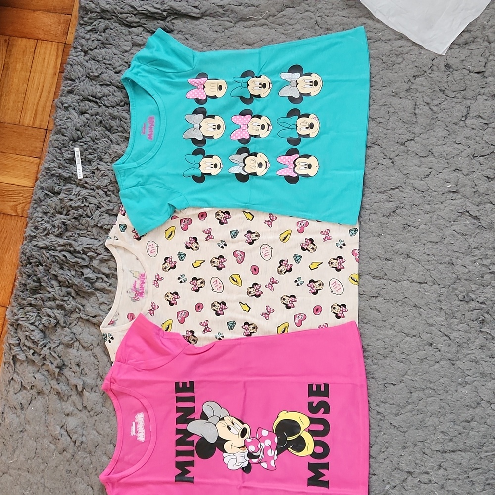 Minnie mouse tshirt